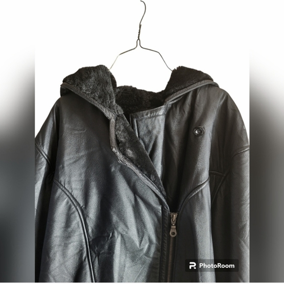 Vintage Wilson's Leather 100% Genuine Faux Fur Lined Hooded Aviator Zip Coat - Picture 3 of 12